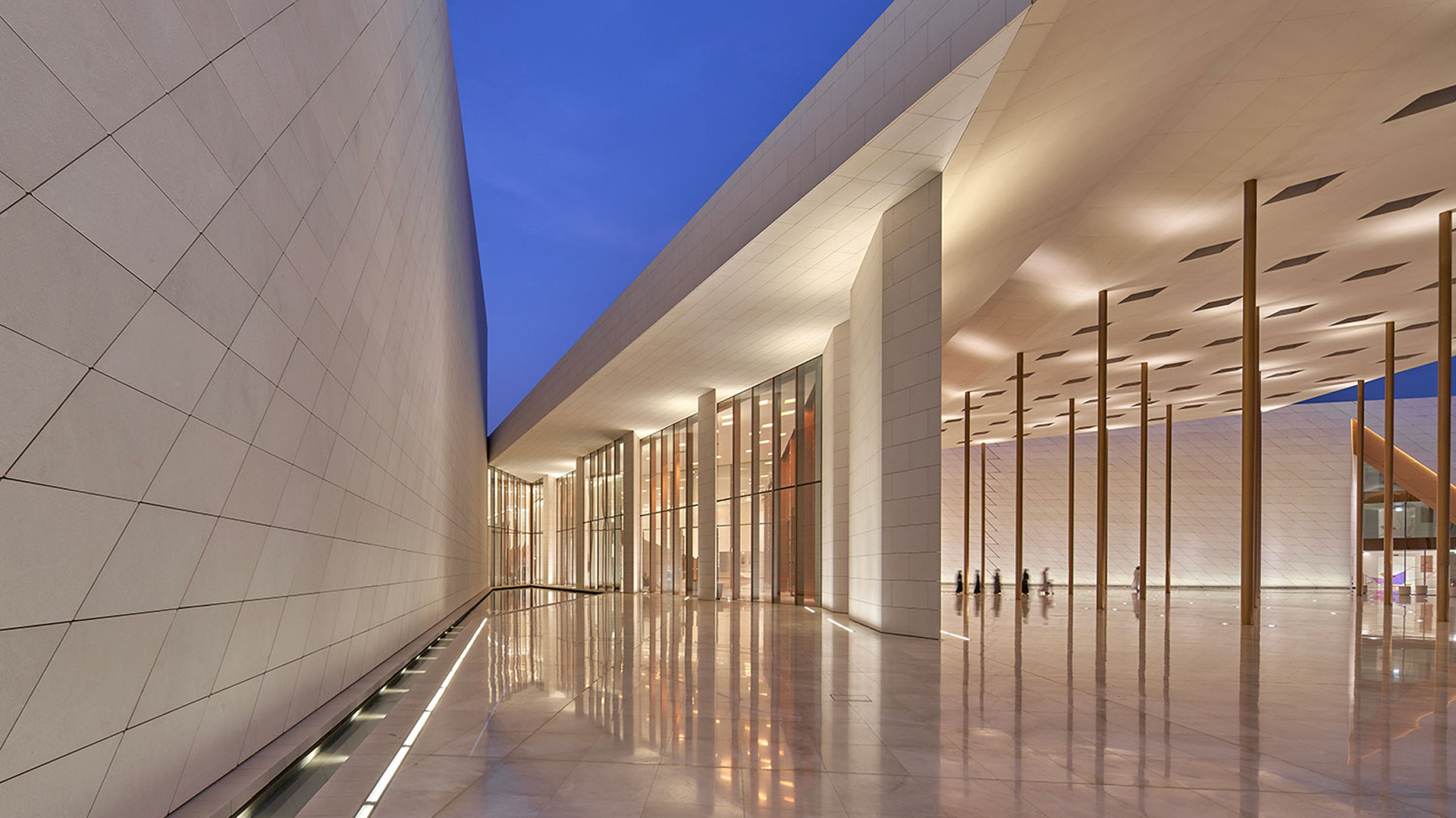 DESIGN𝅷𝅷𝅷𝅷                   𝅷   