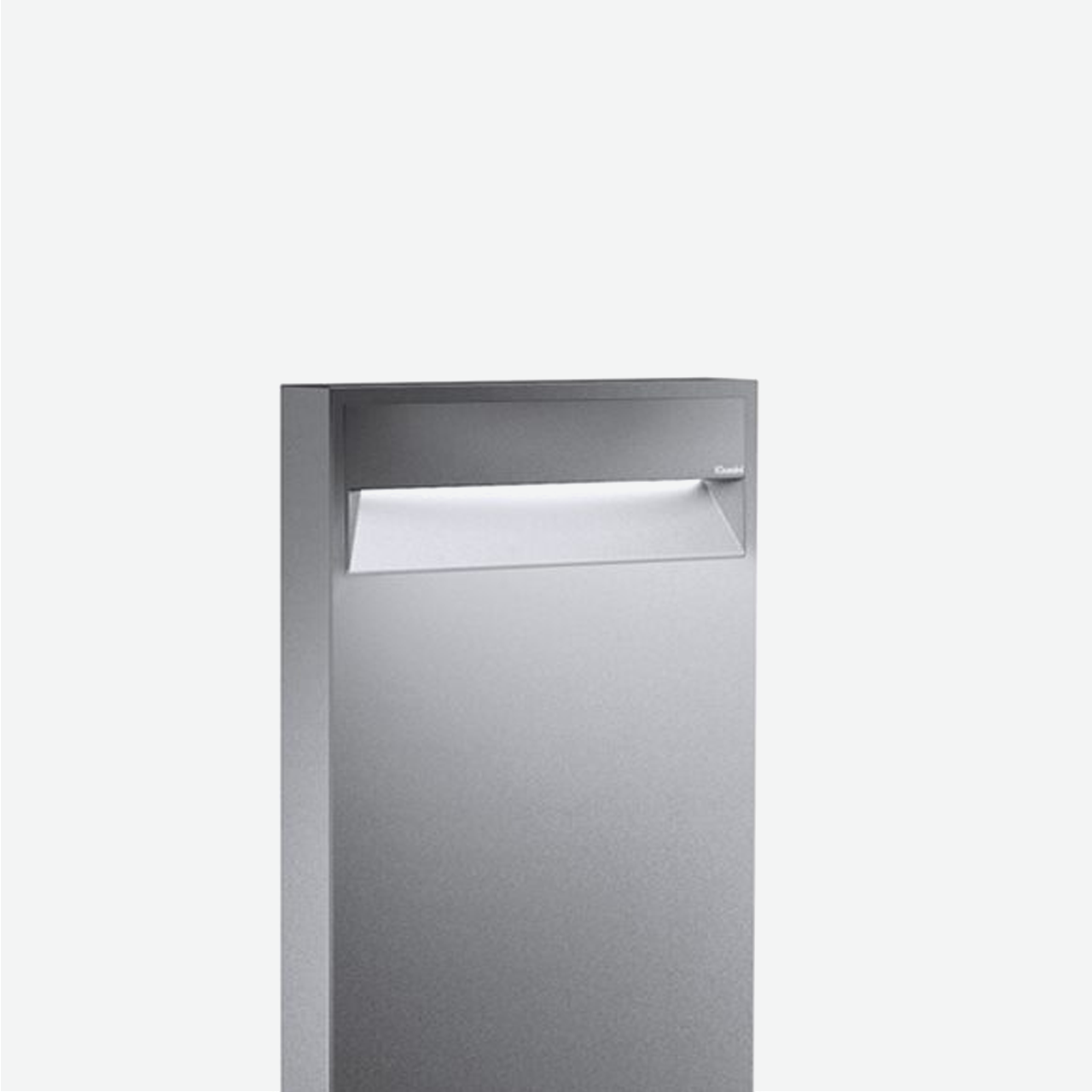 Walky rectangular bollard